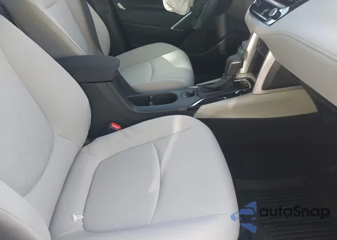 2025 Toyota Corolla Cross Le from USA, damaged, VIN 7MUCAAAG7SV124333